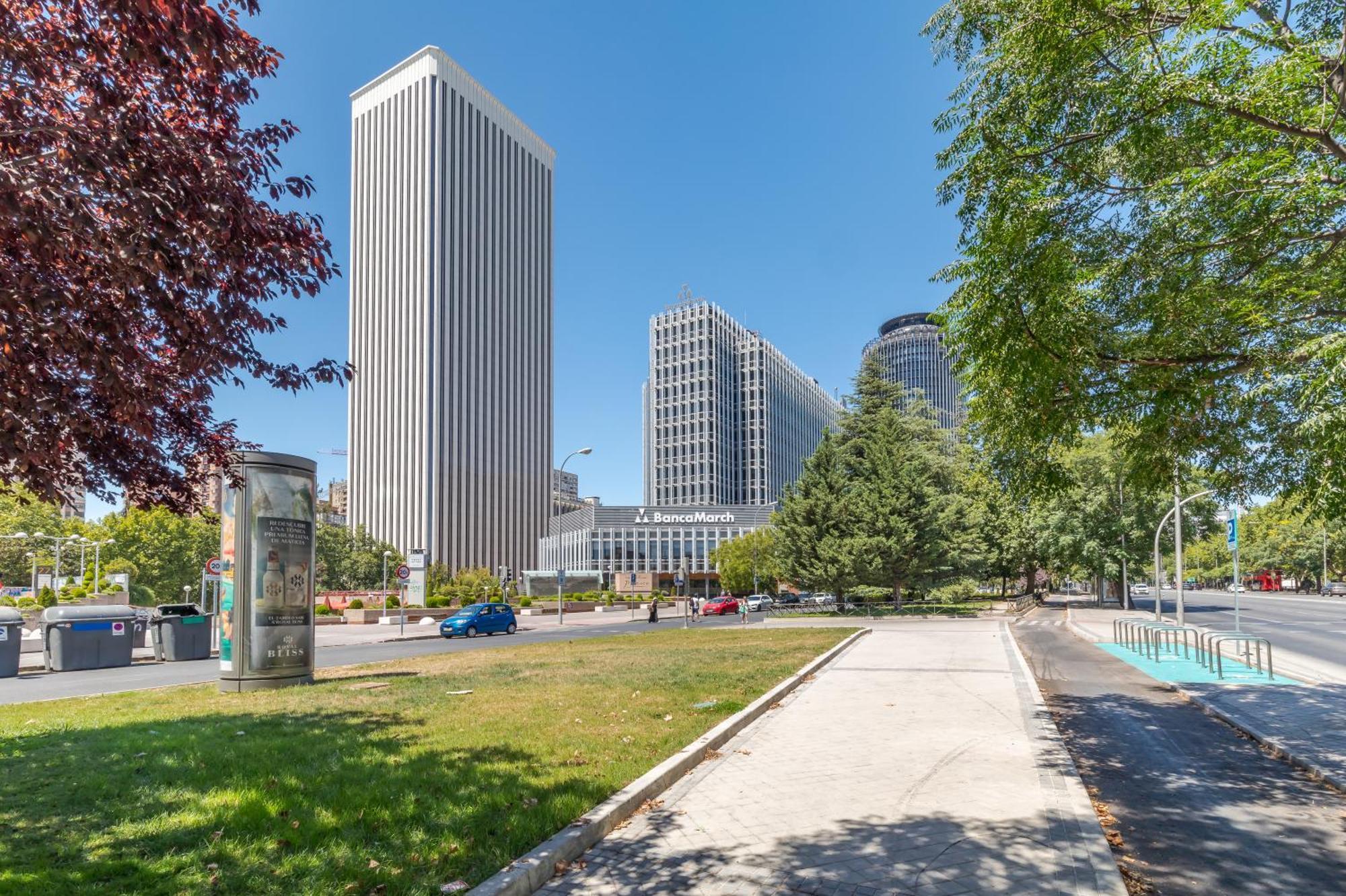 Location, Style & Comfort Madrid Bagian luar foto