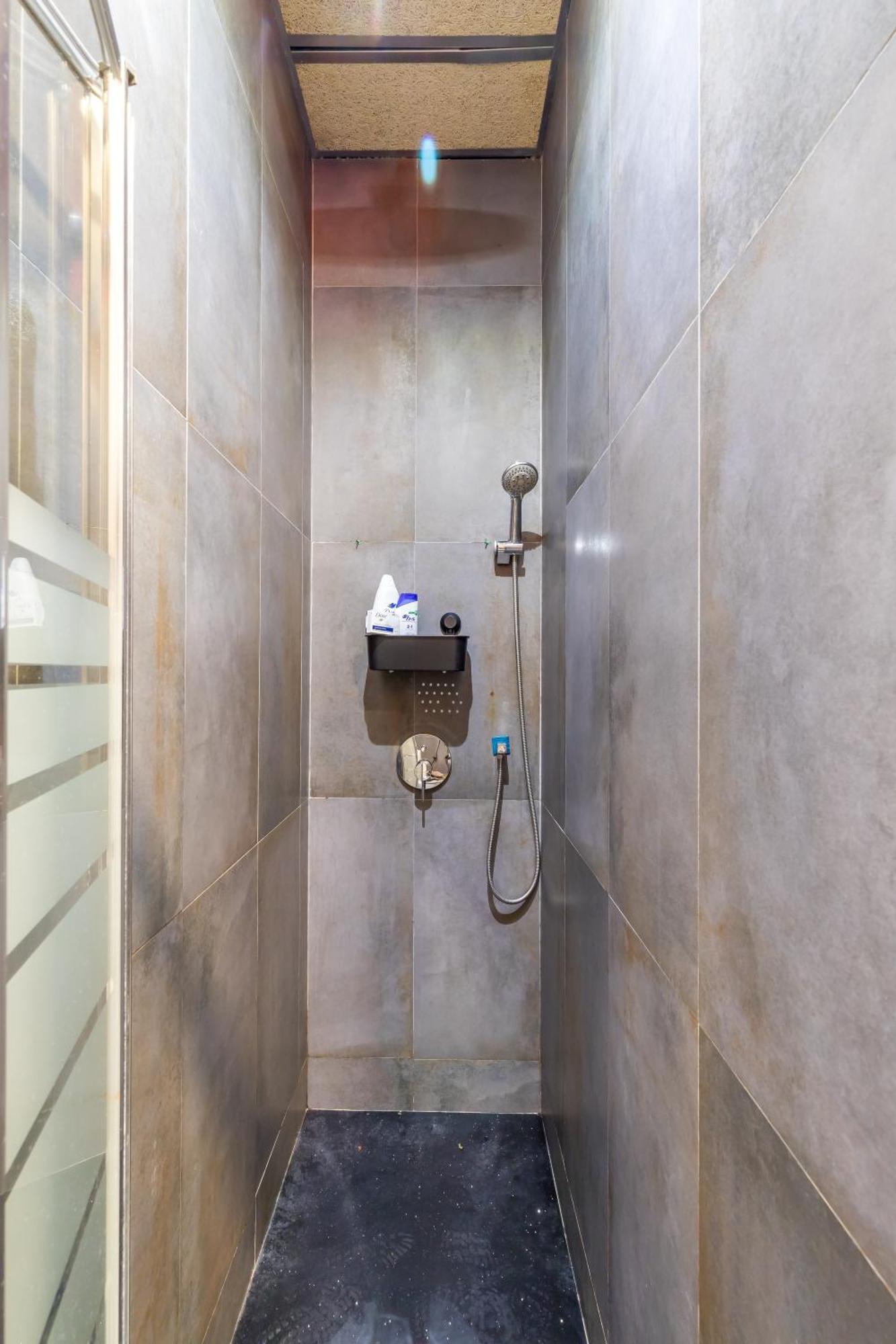 Location, Style & Comfort Madrid Bagian luar foto