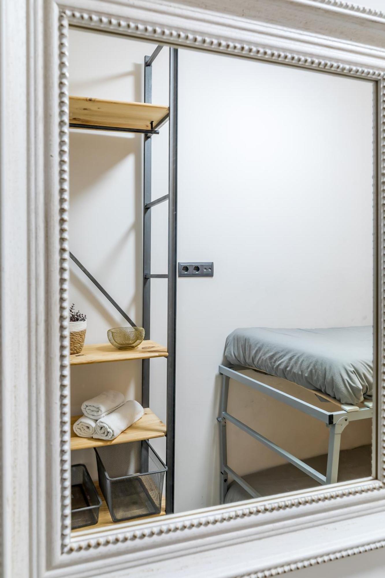 Location, Style & Comfort Madrid Bagian luar foto